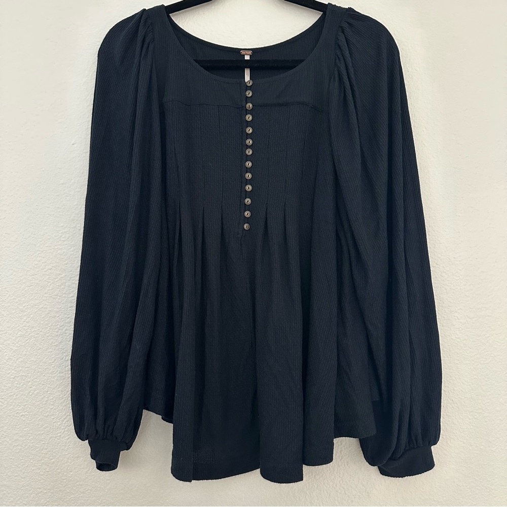 Free People Black Boho Witch Flowy Pleated Blouse Top Size Small